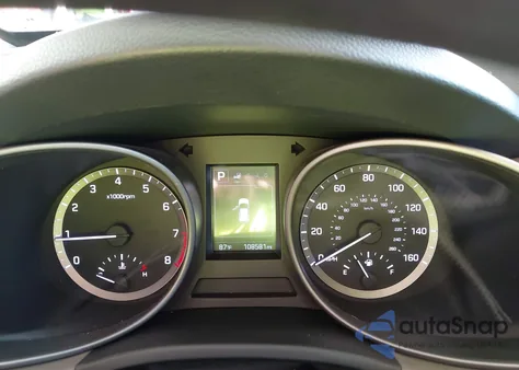 2017 Hyundai Santa Fe Sport 2.4L from USA, damaged, VIN 5XYZU3LBXHG424639